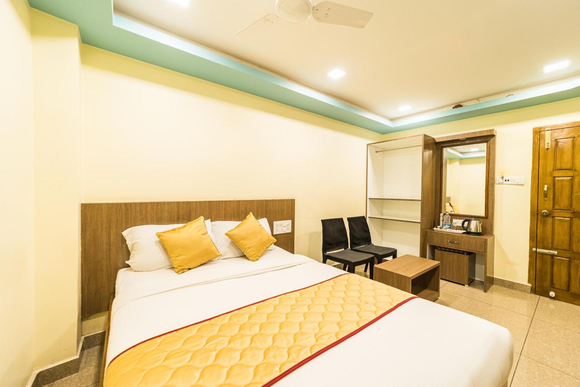 Sau Residency Hotel Kanchipuram Luaran gambar