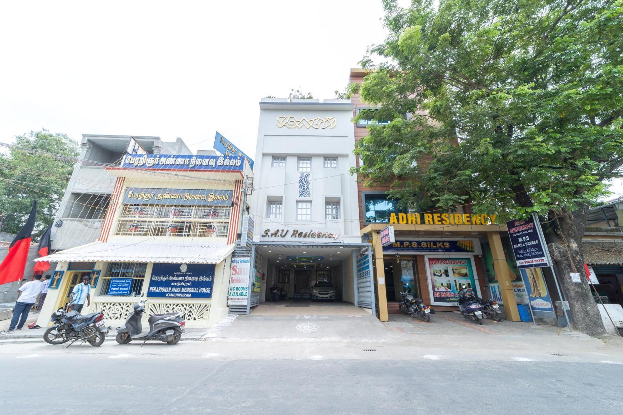 Sau Residency Hotel Kanchipuram Luaran gambar