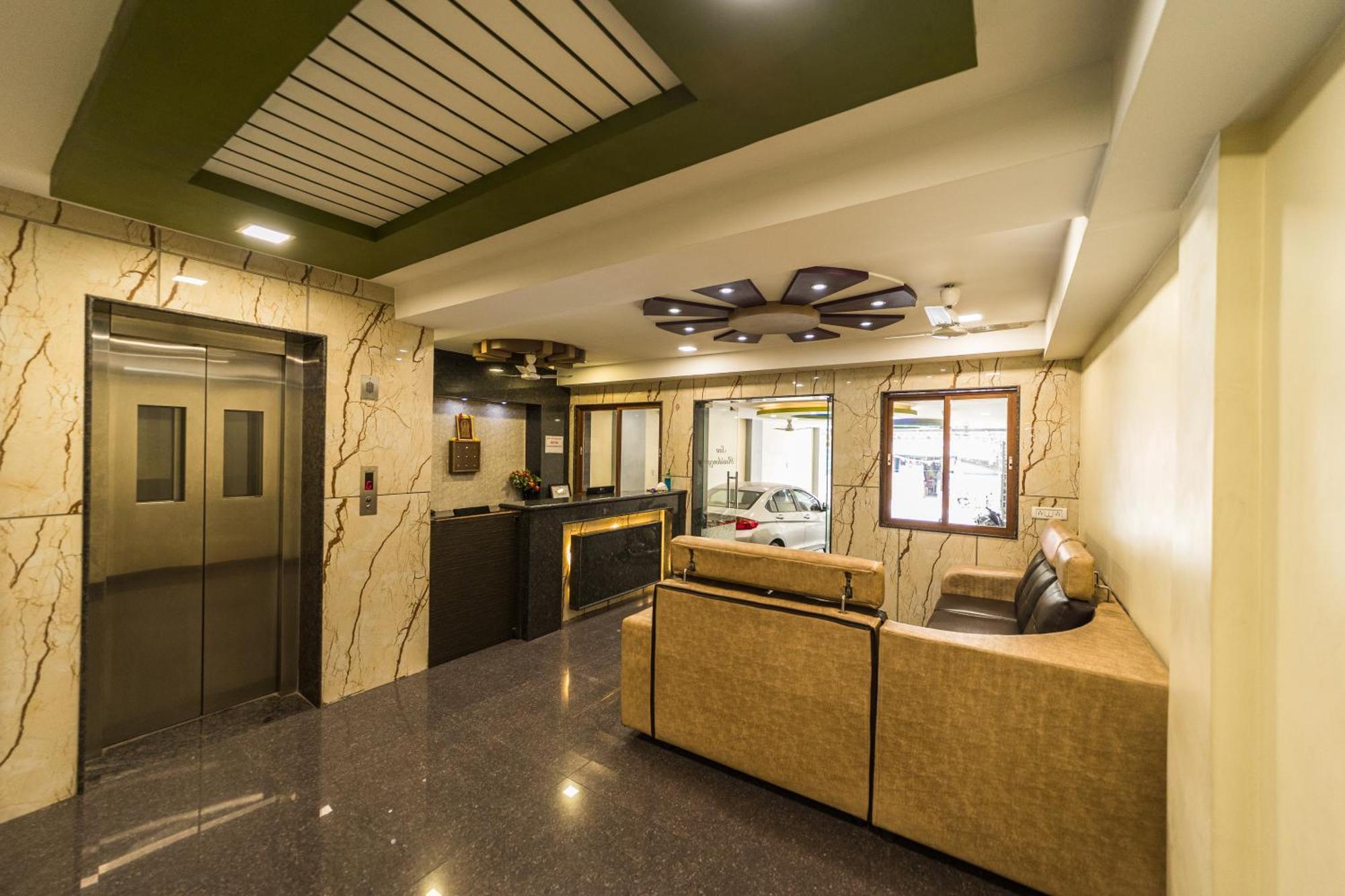 Sau Residency Hotel Kanchipuram Luaran gambar